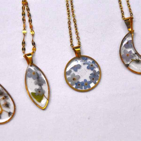 Forget-Me-Not Necklace — Gold-plated Steel